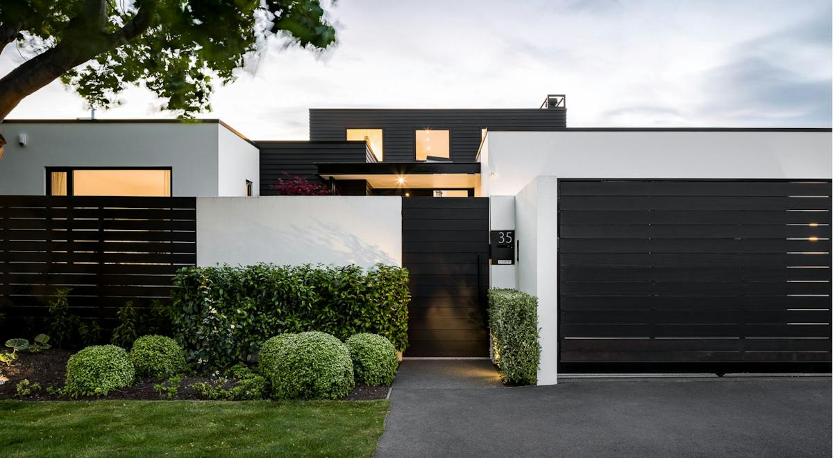 Bryndwr Road Fendalton Hero 2x